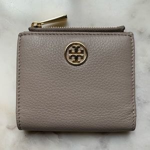 Tory Burch Bi-fold Wallet